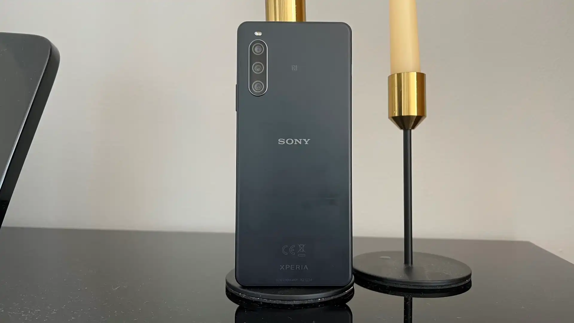 1. Sony Xperia 10 IV – الأفضل بشكل عام