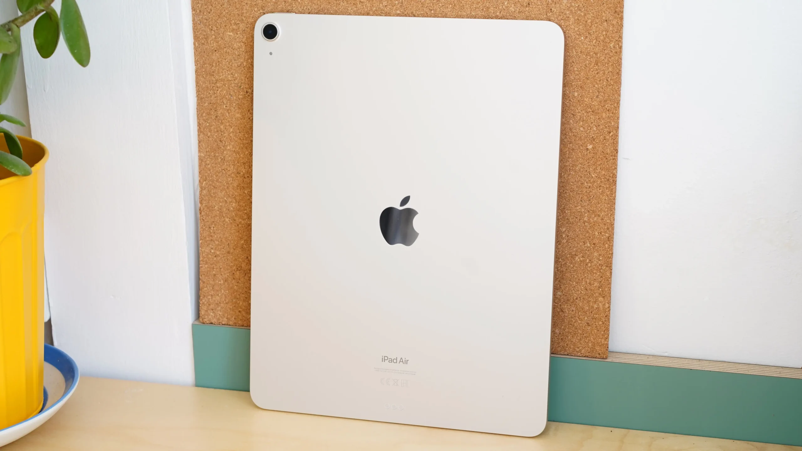 1. Apple iPad Air 2024 – الأفضل بشكل عام scaled