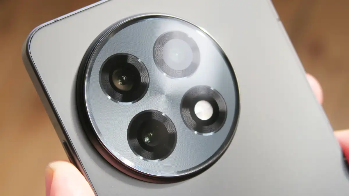 OnePlus 13R review camera