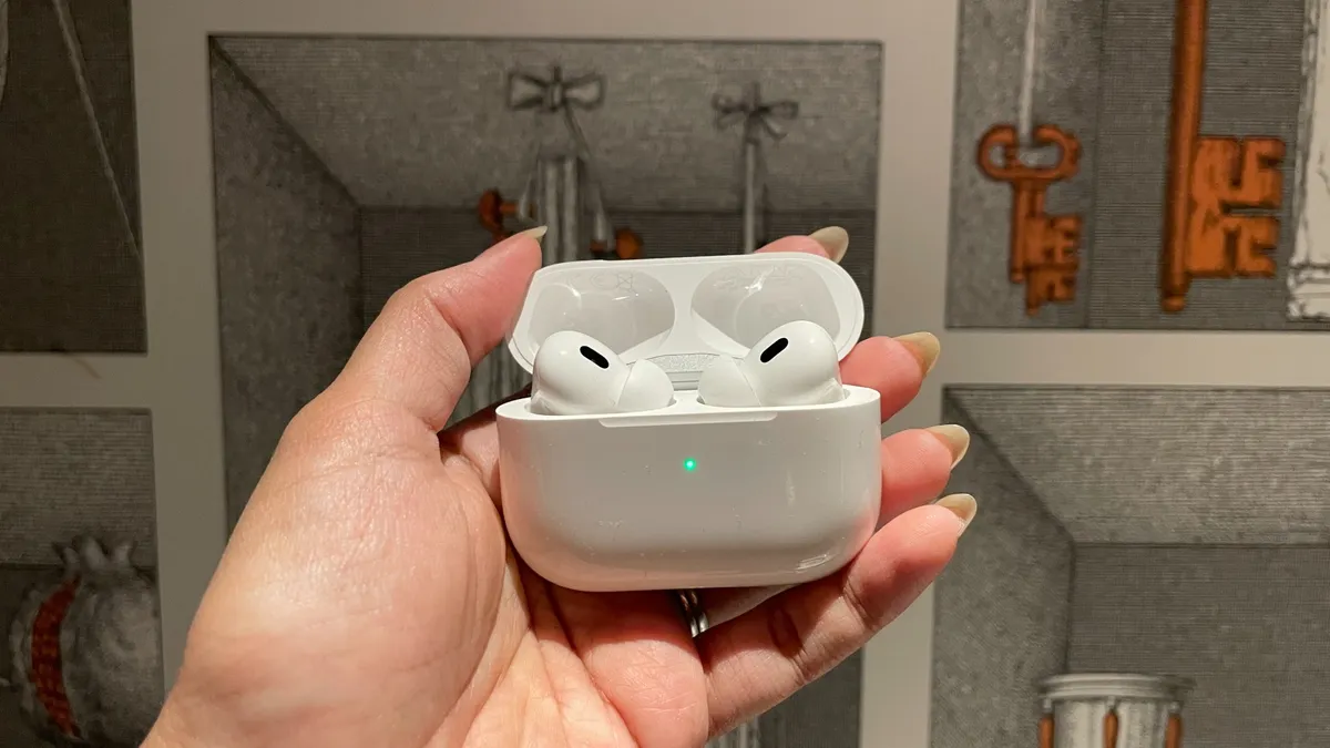 مراجعة سماعات ابل ايربودز برو 2 Apple AirPods Pro 2 7