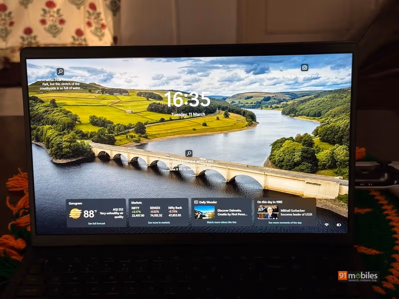 Dell Inspiron 38504 1