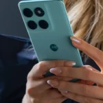 moto edge 60s CMF design amazonite 04 d