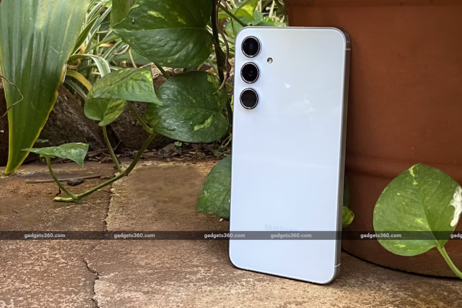 Samsung Galaxy A55 5G سيتلقى تحديث One UI 7 Beta