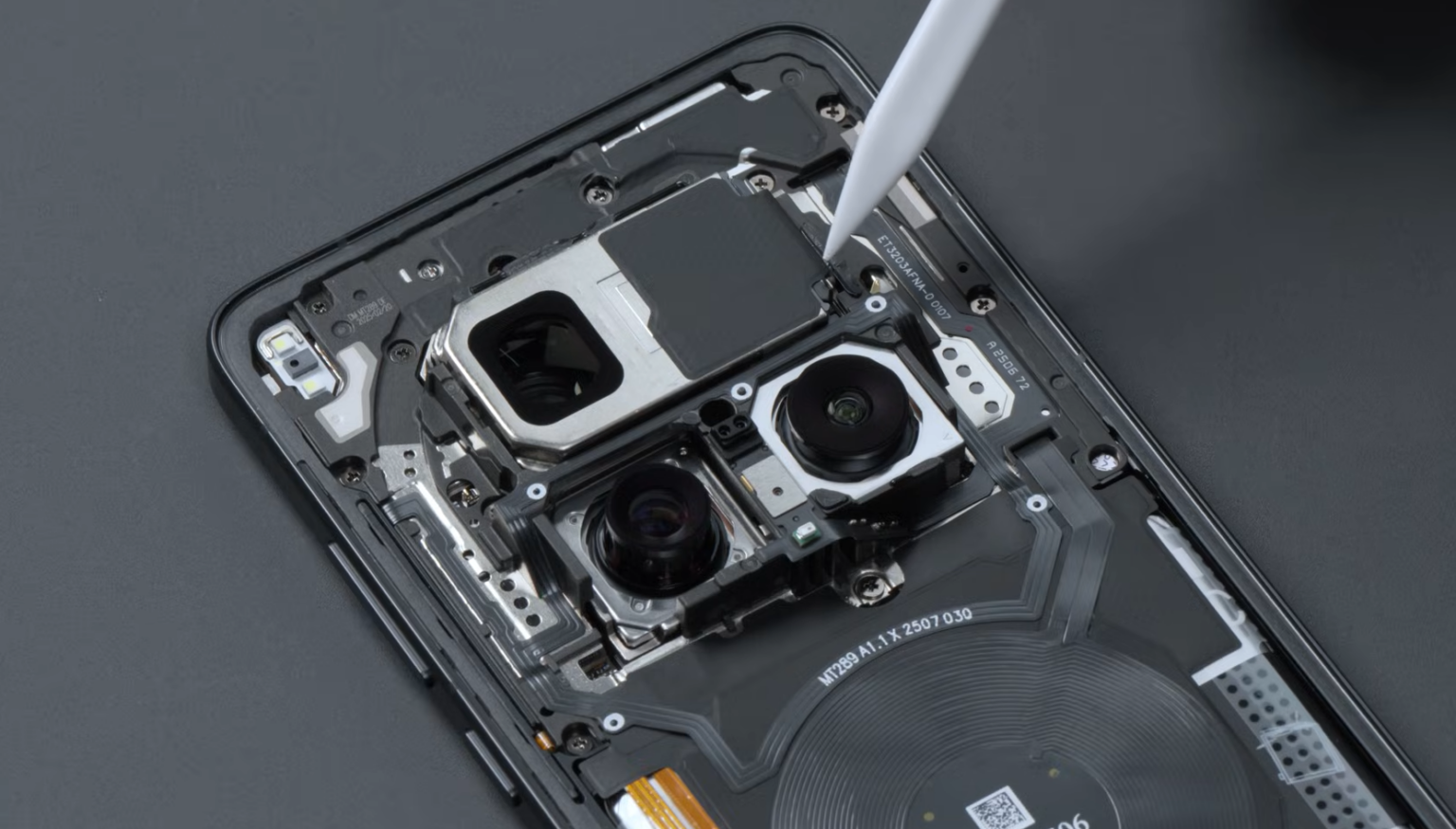 vivo X200 Ultra massive cameras 2 1536x875 1