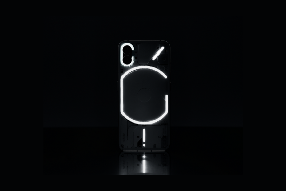 هل يفقد هاتف Nothing Phone (3) مصابيح LED