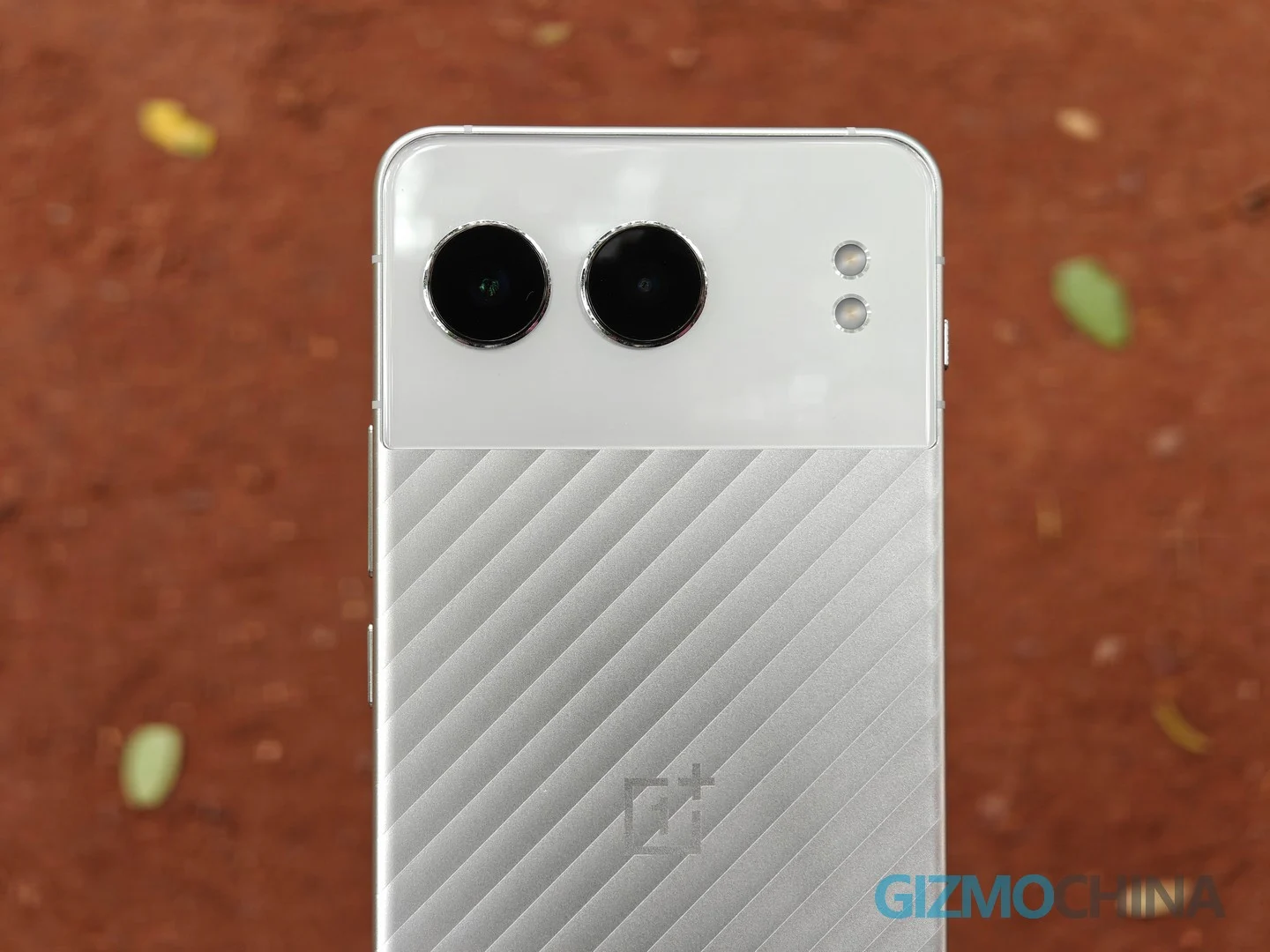 OnePlus Nord 4 Review GizmoChina 07