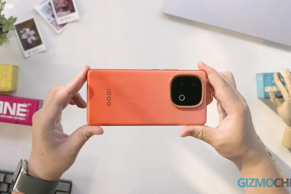 هاتف iQOO Z10 Turbo