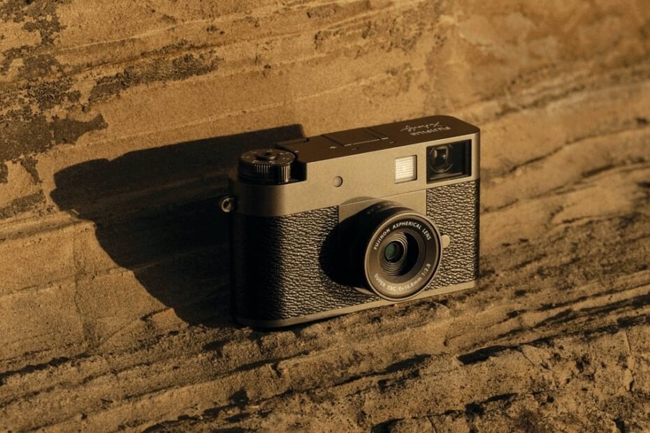Fujifilm X-HF1