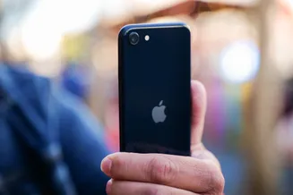 iphone se 2022 008