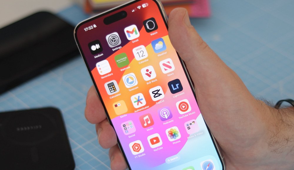 سعر iphone 15 pro max egypt: المراجعة الكاملة 18 Display