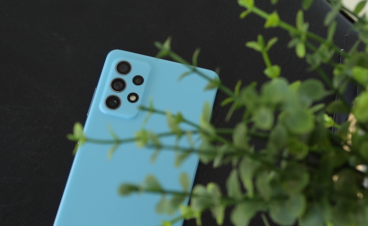 Samsung Galaxy A72 Review 12