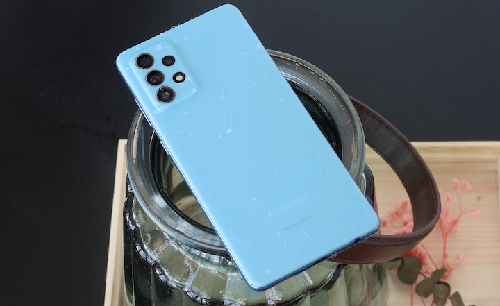 Samsung Galaxy A72 Review 13