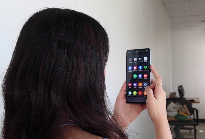 Samsung Galaxy A72 Review 17