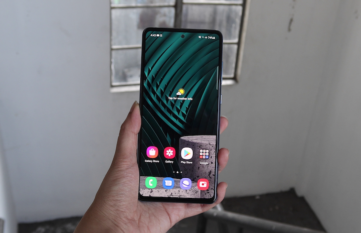 Samsung Galaxy A72 Review 20