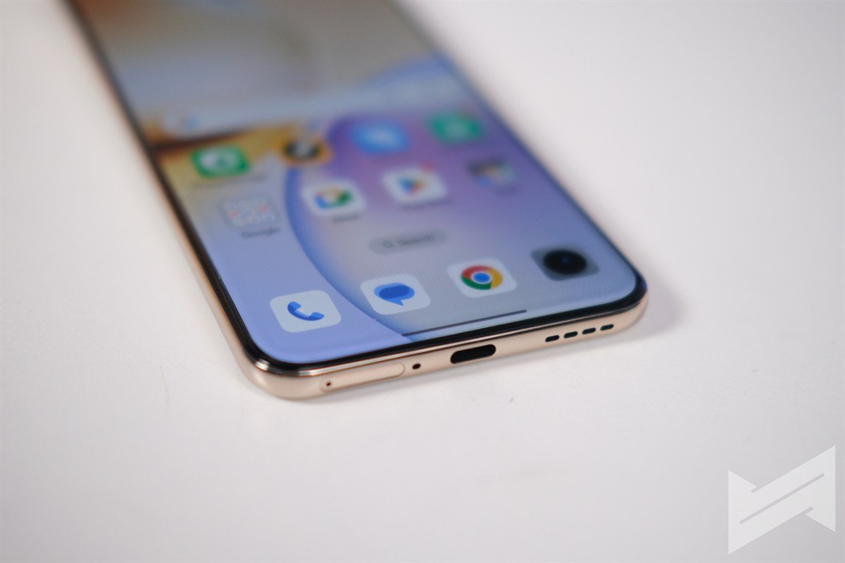 ريلمي 14 برو بلس: الملك الجديد للفئة المتوسطة؟ 6 realme 14 pro 5G 3