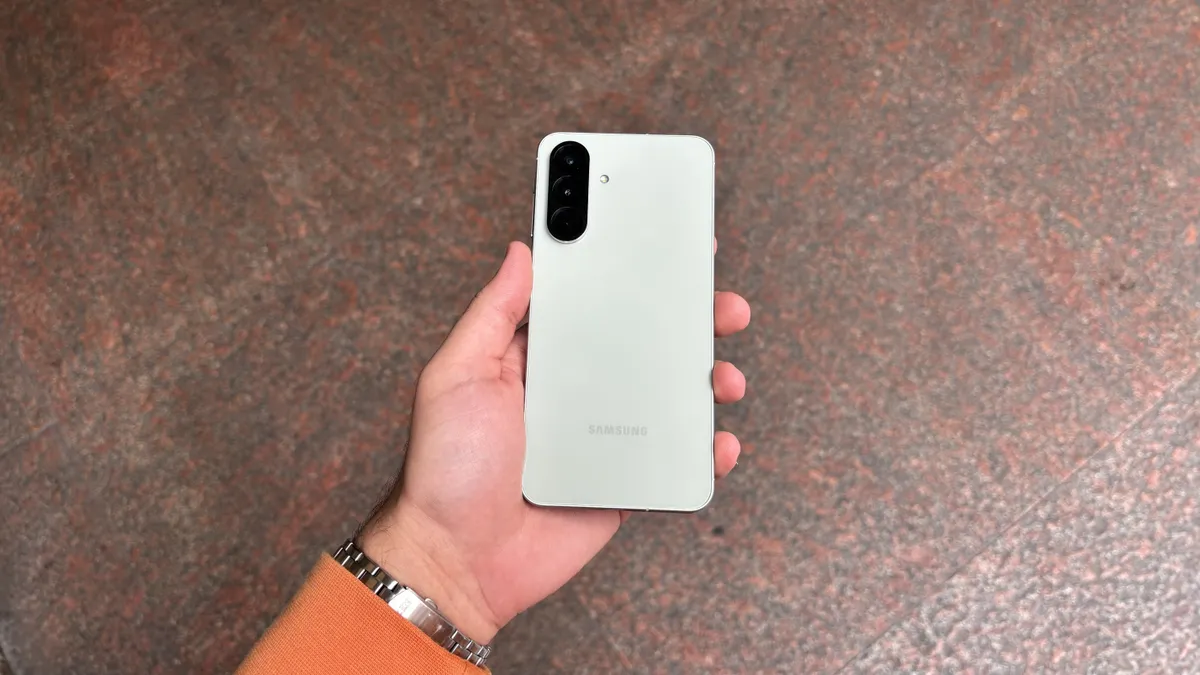 سعر و مواصفات سامسونج a56: المراجعة الكاملة 6 4ACqrUBCPU69bkuMjz8b3a 1200 80.jpg