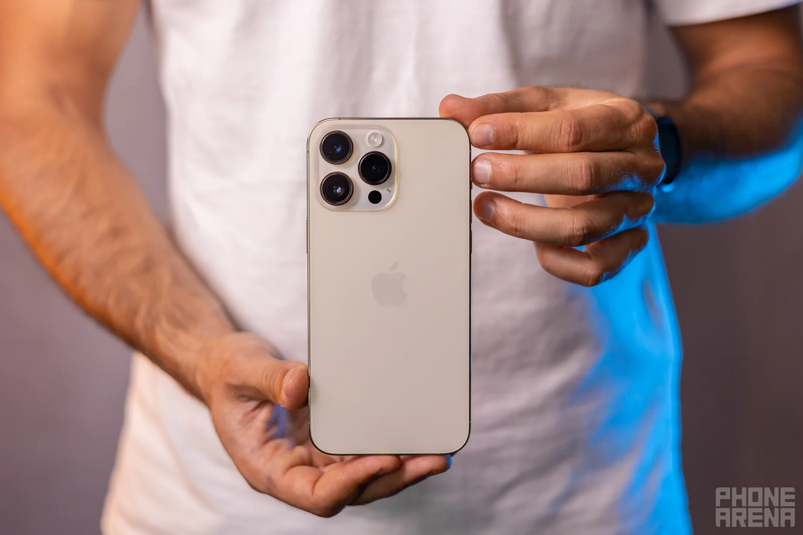 سعر ايفون 14 برو max في مصر, السعودية…مواصفات Iphone 14 33 BK6A9439 1