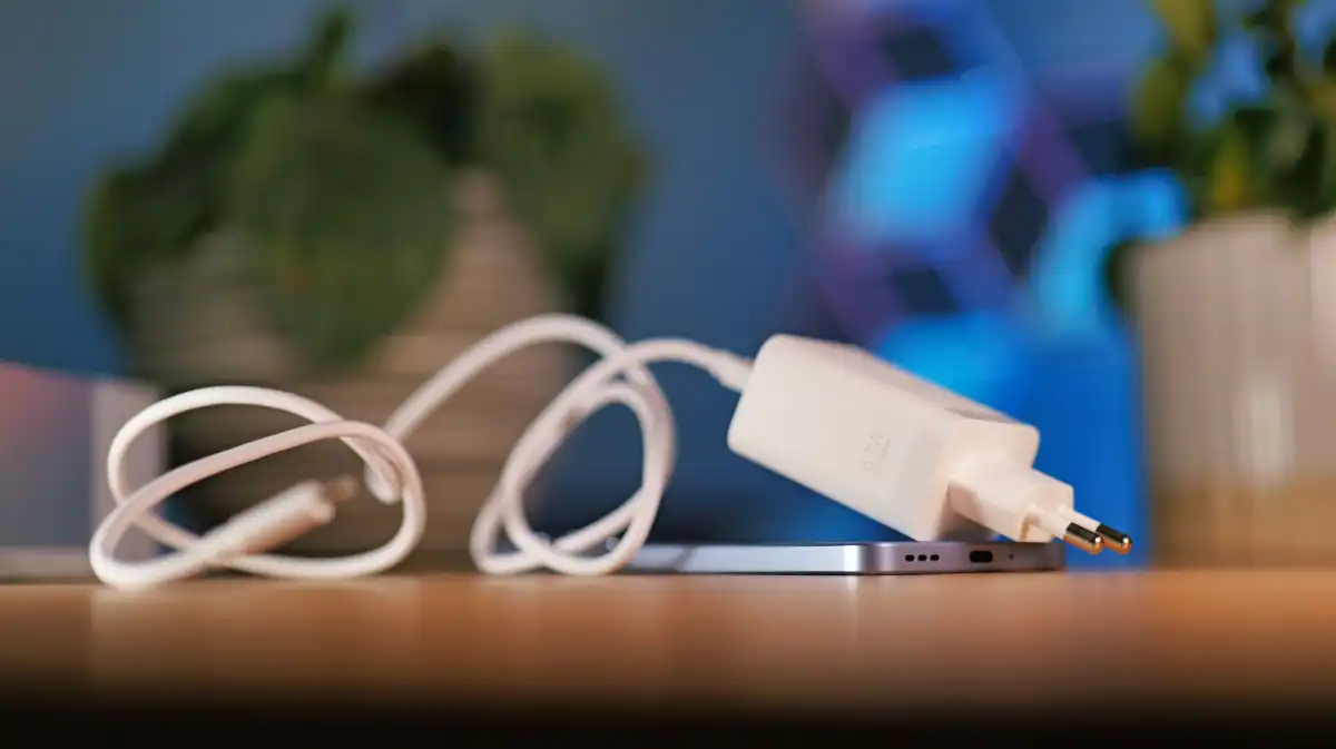 Oppo Reno11 F 5G review 19