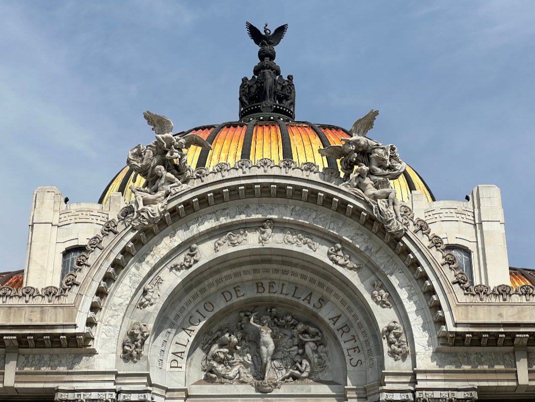 iphone13pro belles artes