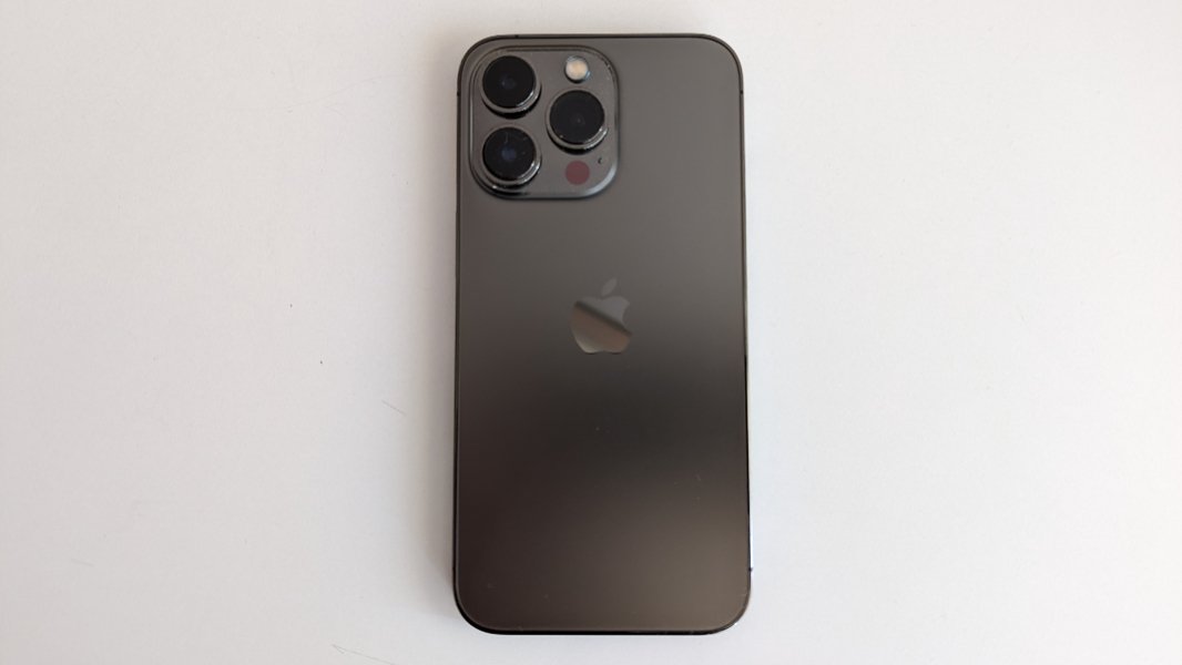 سعر ايفون 13