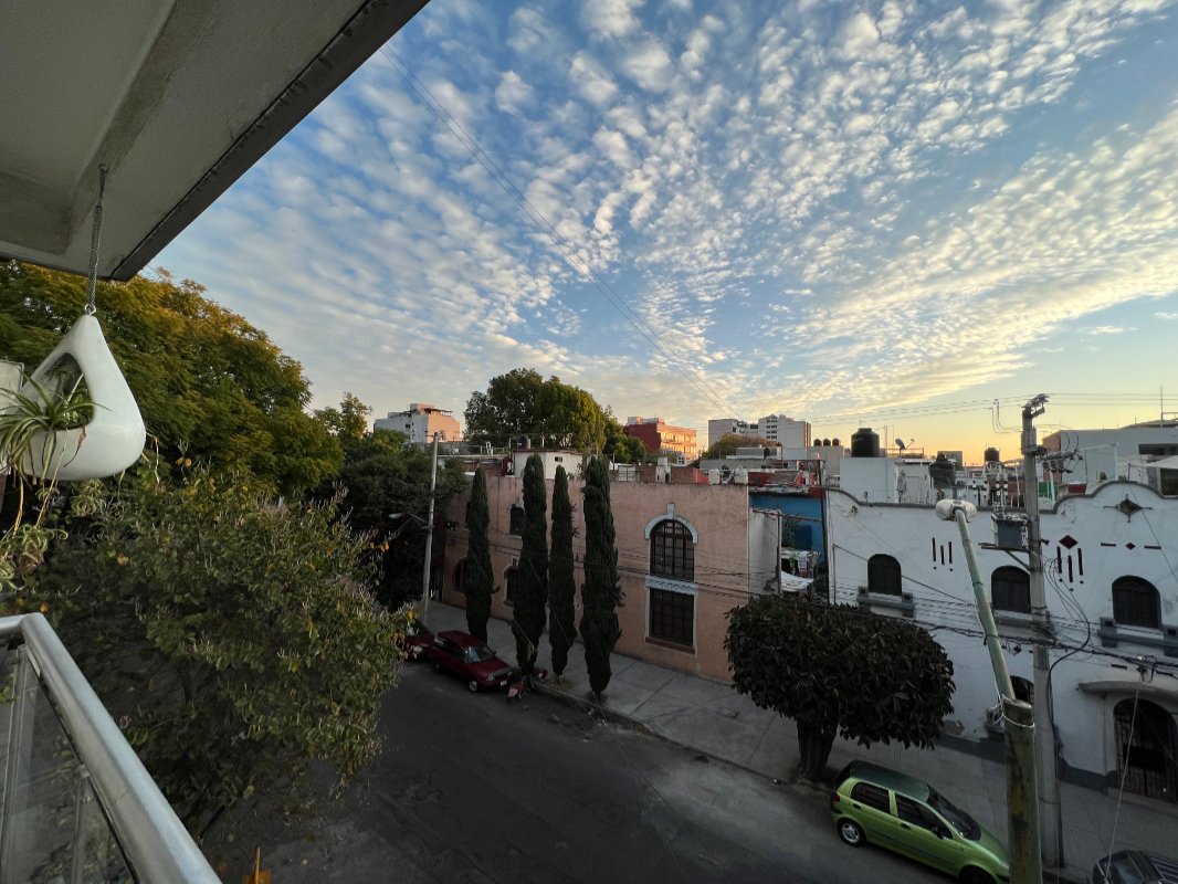 iphone13pro ultra wide distorted