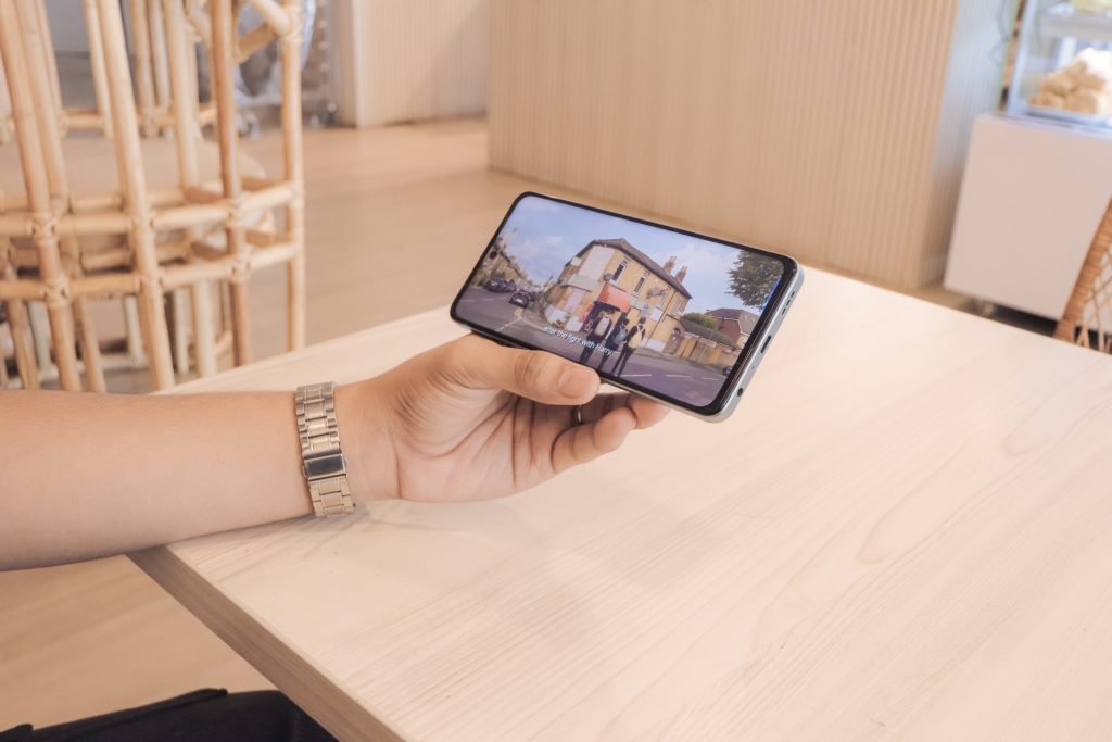 سعر اوبو a98 في مصر: المواصفات الكاملة 5 oppo a98 5g review photos gadgetmatch 20230915 09 1024x683 1