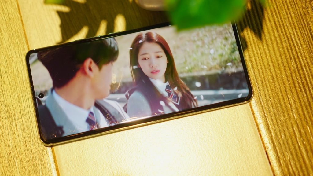 اوبو رينو 11: سعر اوبو رينو 11 41 oppo reno11 5g wave green photos gadgetmatch 20240201 11 1024x576 1