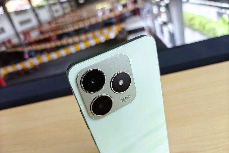 سعر ريلمي c63: مواصفات realme c63 و عيوبه 13 realme C63 camera