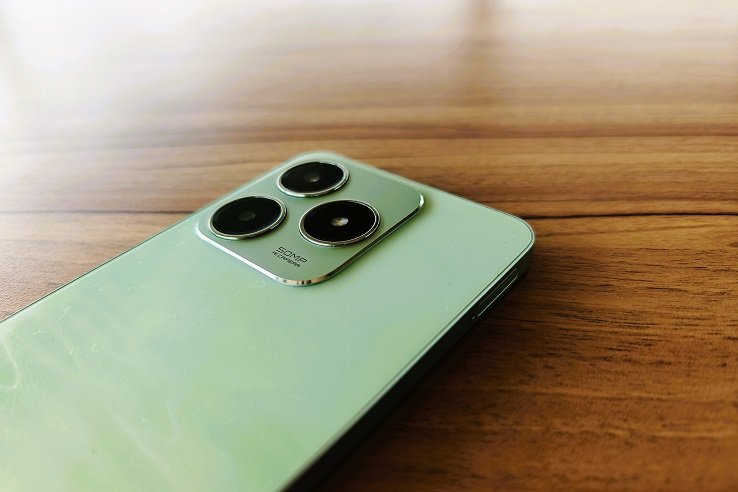 سعر ريلمي c63: مواصفات realme c63 و عيوبه 6 realme C63 camera1