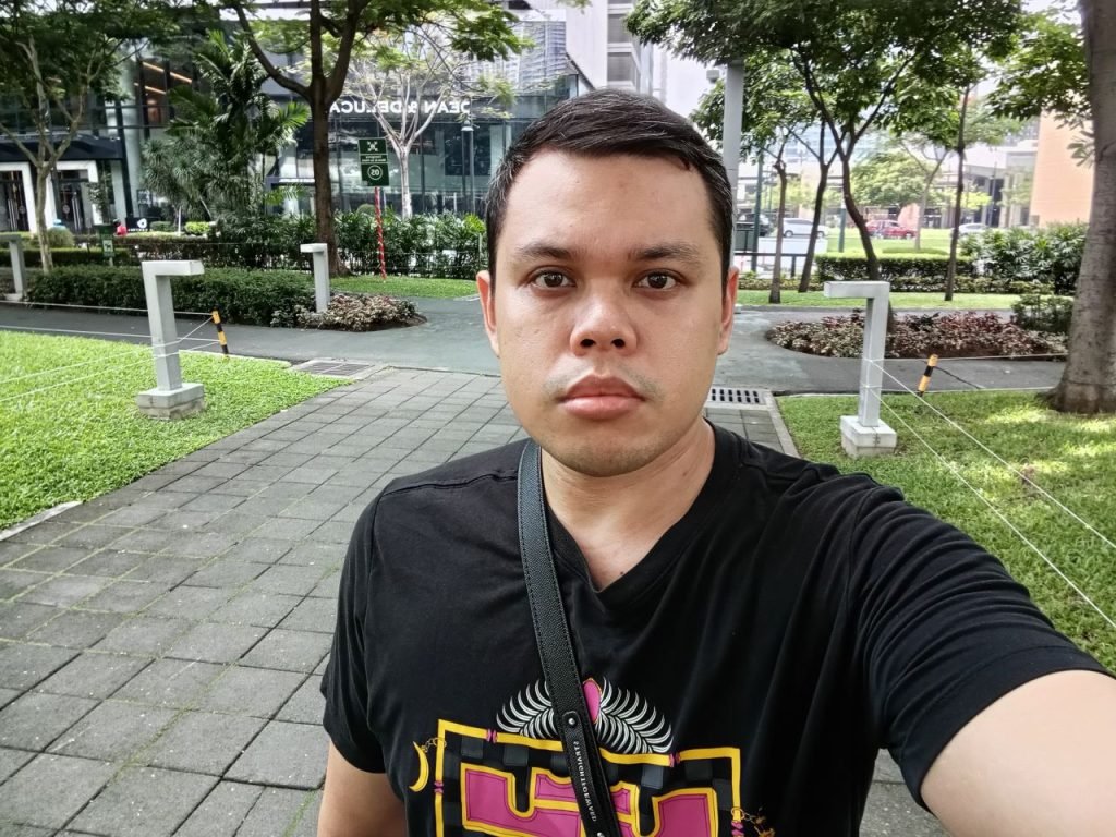 سعر ريلمي c65 : مميزات و عيوب ريلمي C65 19 realme c65 sample photos selfie outdoors natural light 20240621 gadgetmatch 1024x768 1