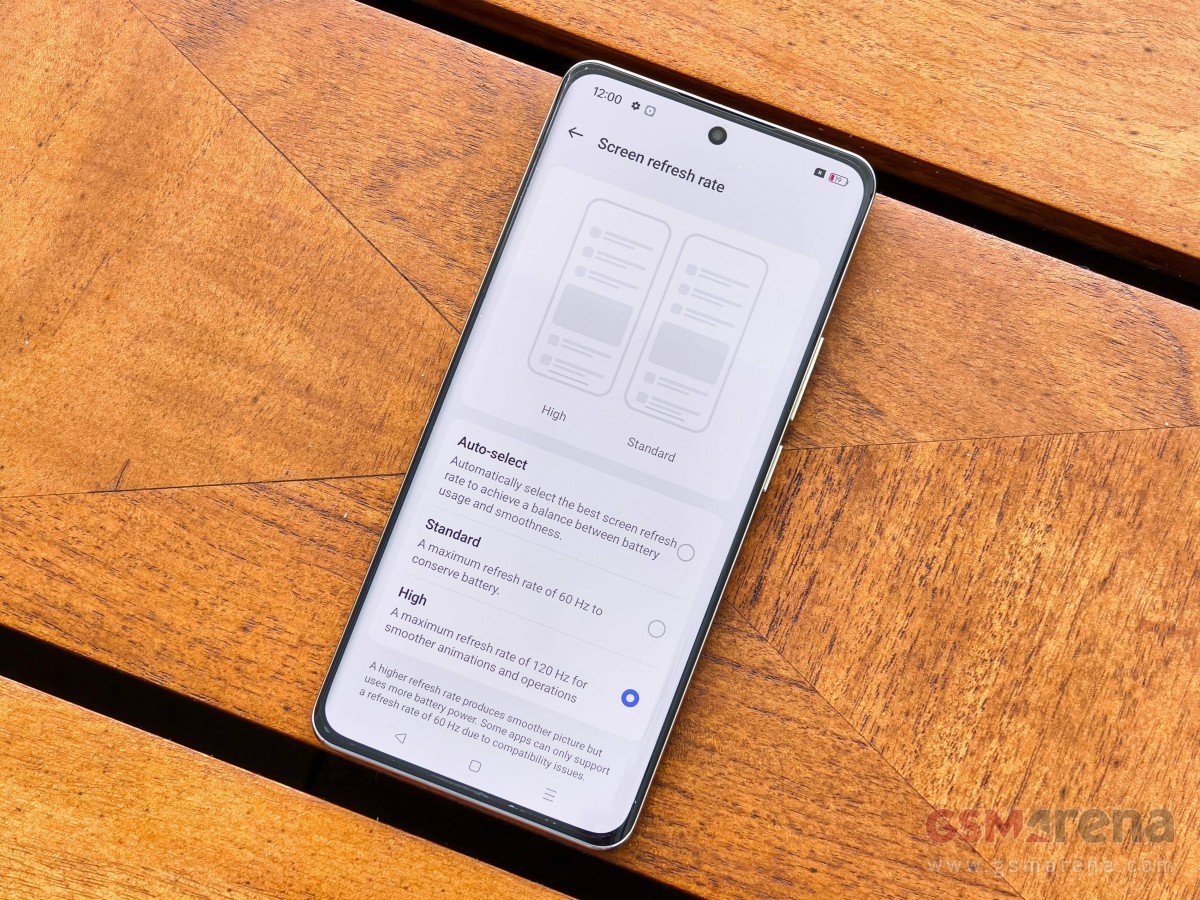سعر ريلمي 12 برو: مواصفات Realme 12 Pro 12 هاتف Realme 12 Pro على خيارات معدل التحديث التلقائي
