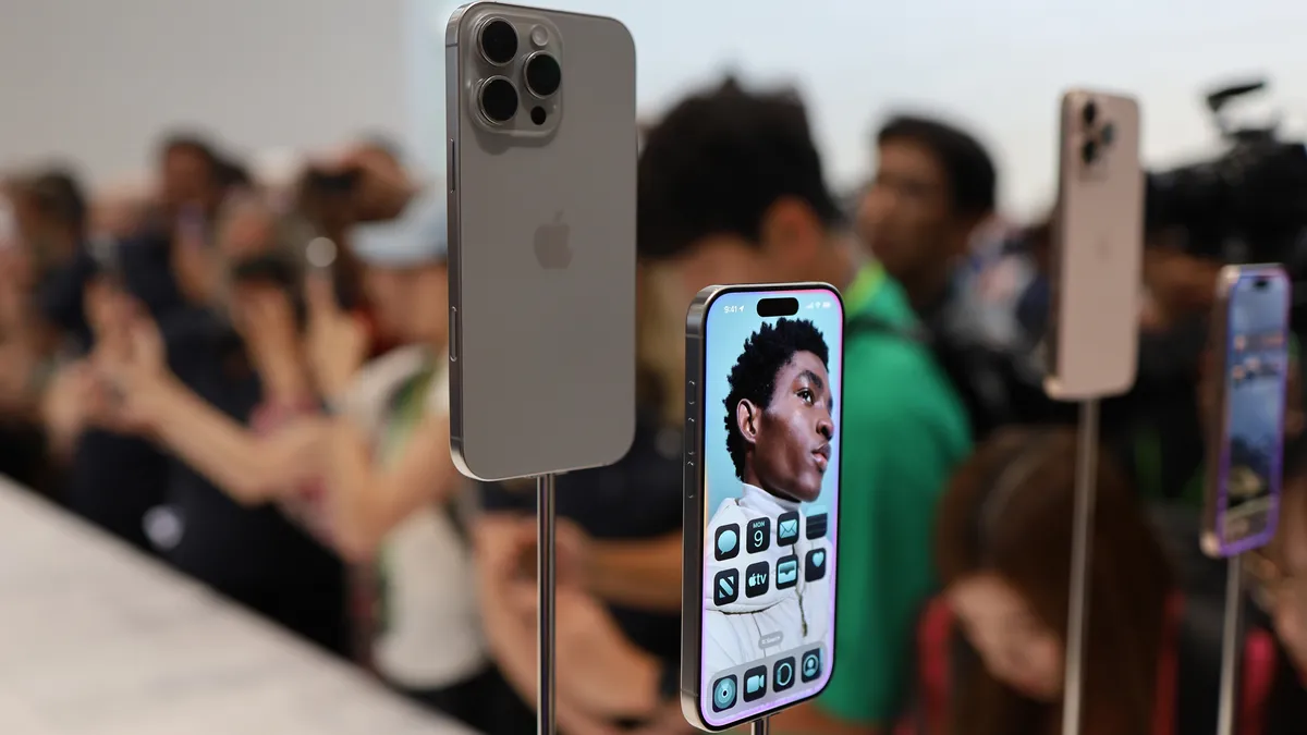 سعر ايفون 16 برو max في مصر - مواصفات iphone 16 pro max 17 KSDE7eareYb7w995nCvCeE 1200 80.jpg