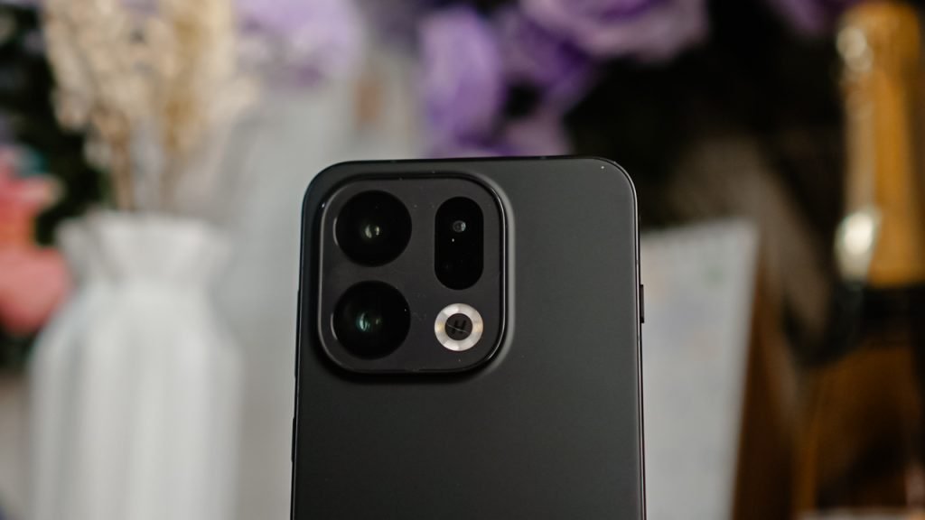 سعر OPPO Find X9 و مواصفاته - مميزات و عيوب أوبو فايند إكس 9 2 gadgetmatch 20251219 oppo find x9 10 1024x576 1