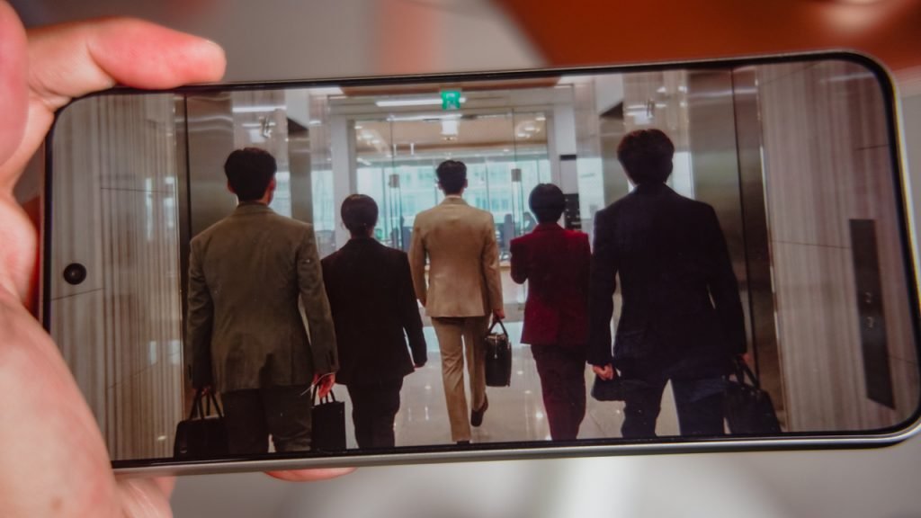 سعر HONOR Magic8 Lite - مواصفات هونر ماجيك 8 لايت 4 gadgetmatch 20260108 honor magic 8 lite 4 1024x576 1