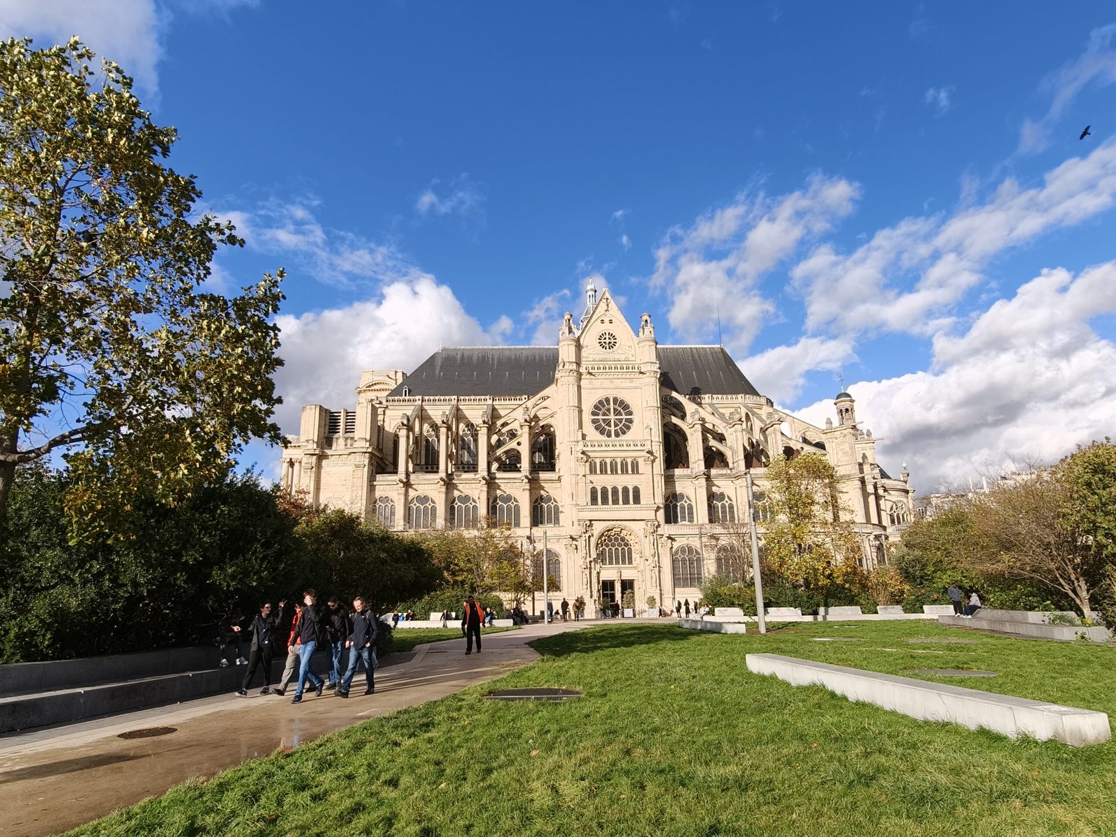 مراجعة هاتف Oppo Find X9 Pro: مصور بارع يفتقر إلى بريق معين 53 img20251023163053 scaled