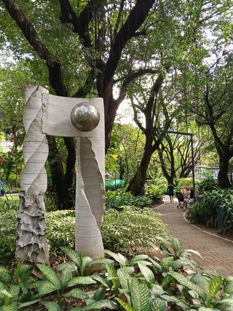 سعر أوبو A6 برو - مواصفات Oppo A6 Pro 17 oppo a6 pro camera photos 1