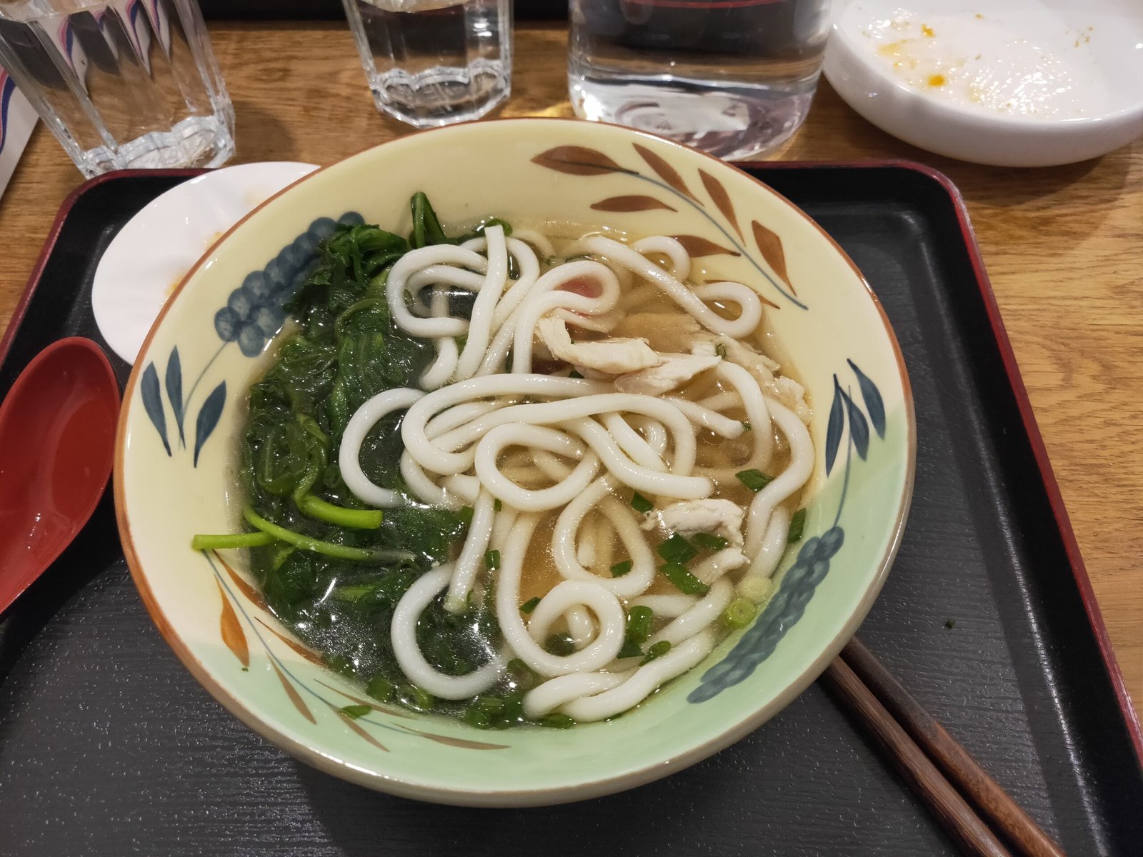 مراجعة هاتف Oppo Find X: جمال هيلين، ونقاط ضعفه 23 oppo find x interieur repas scaled