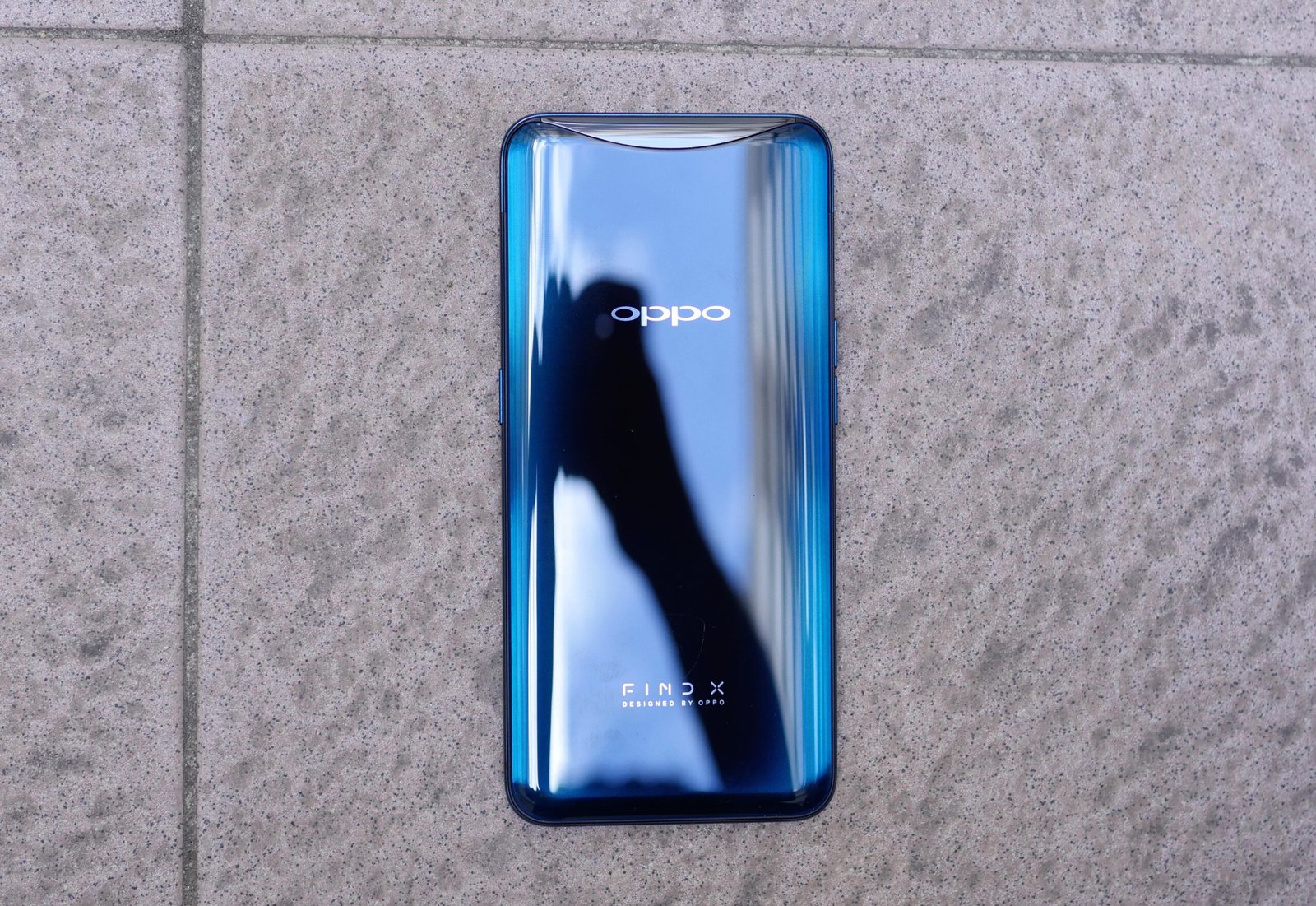 مراجعة هاتف Oppo Find X: جمال هيلين، ونقاط ضعفه 5 oppo find x p9130375 scaled