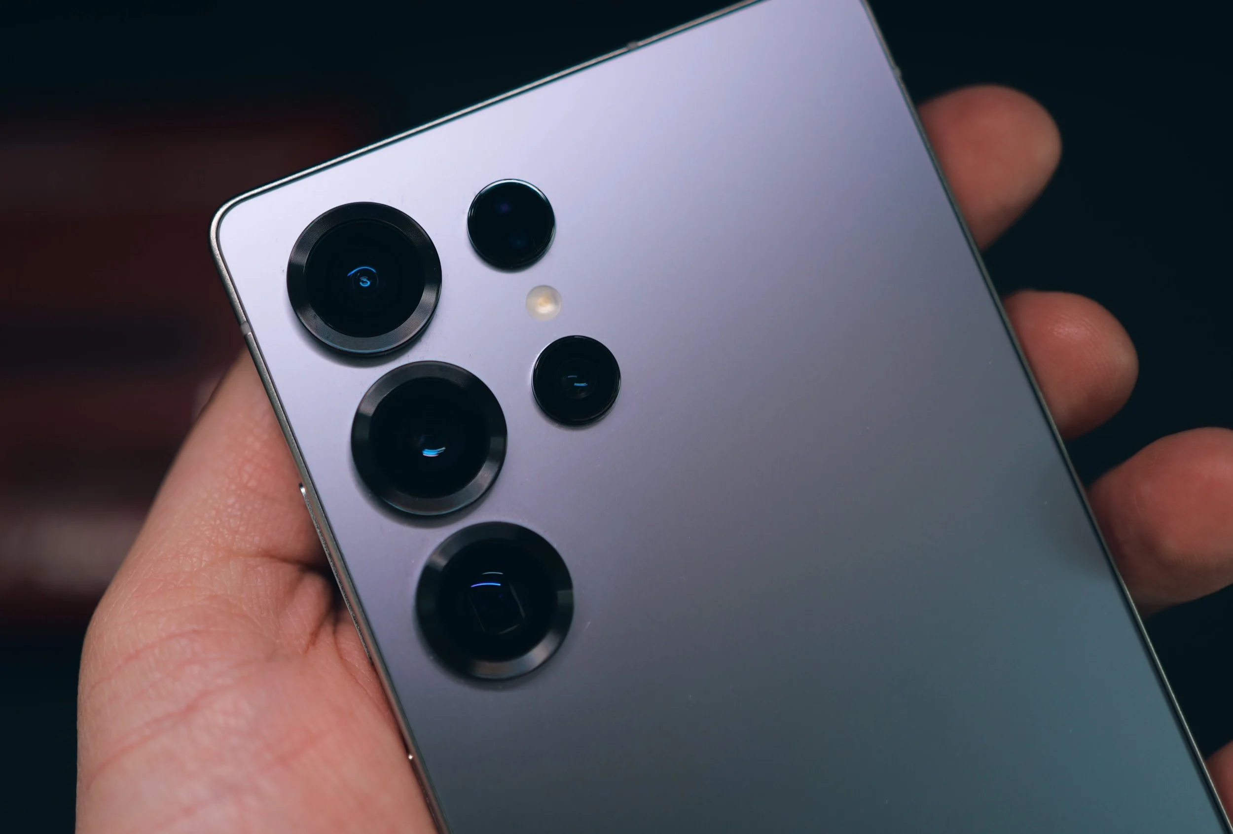 مقارنة بين هاتف OPPO Find X9 Pro وهاتف Samsung Galaxy S25 Ultra 8 samsung galaxy s25 ultra frandroid p1055292