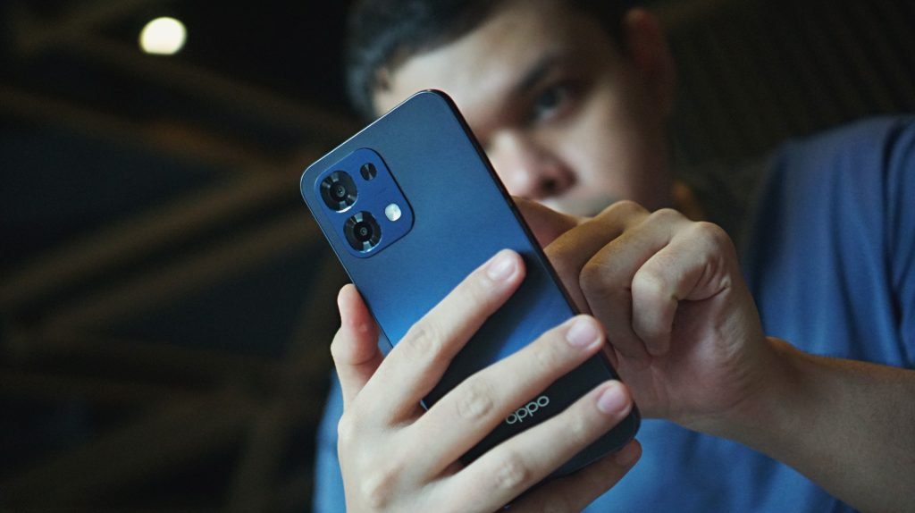 سعر أوبو A6 برو - مواصفات Oppo A6 Pro 12 المزيد من تقنيات الذكاء الاصطناعي
