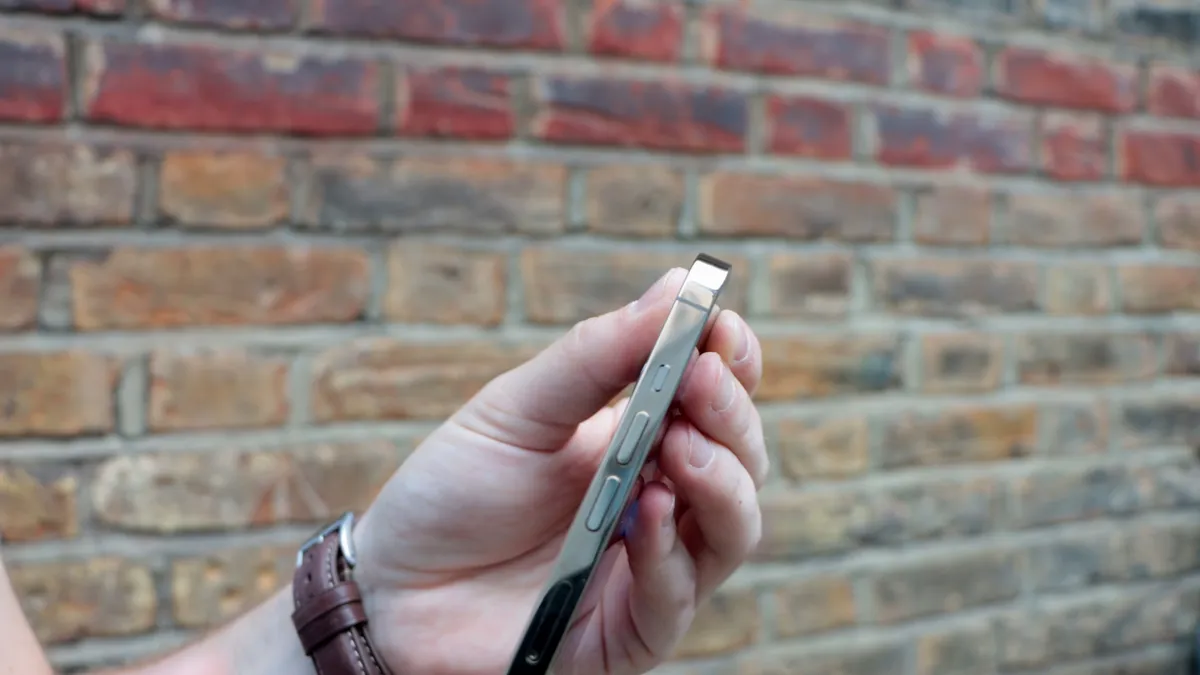 سعر ايفون 13 برو - مواصفات Iphone 13 pro 4 تصميم آيفون 13 برو 06