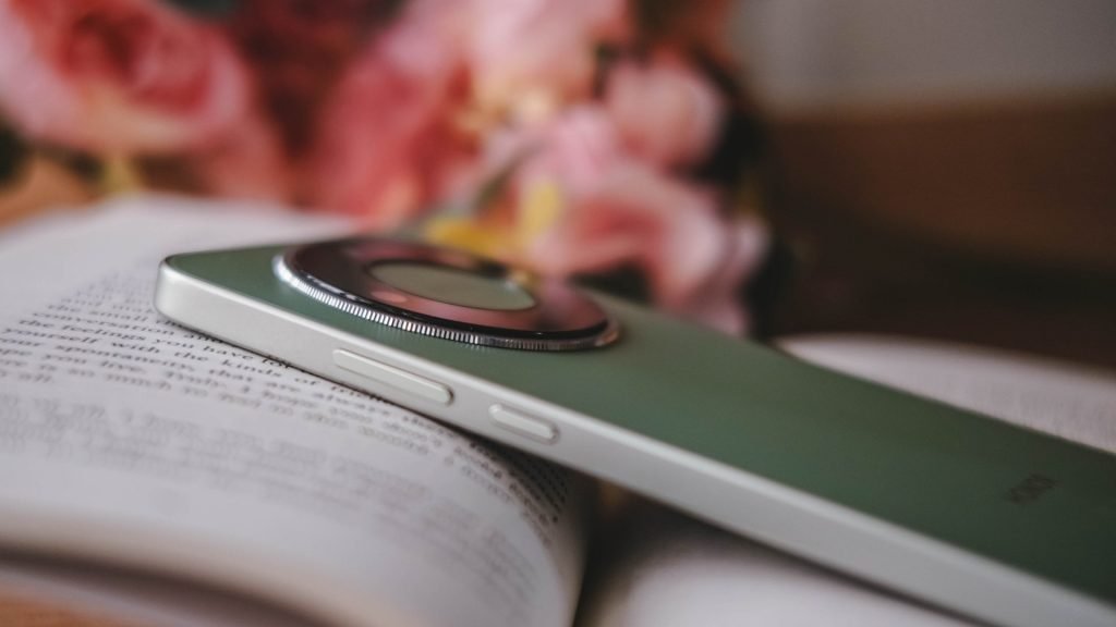 سعر HONOR Magic8 Lite - مواصفات هونر ماجيك 8 لايت 2 سعر HONOR Magic8 Lite 1