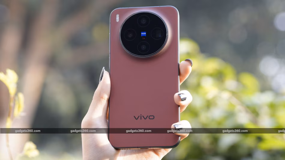 تم إدراج هاتف Vivo X300 Max في قاعدة بيانات 3C 1 1 1764663569994