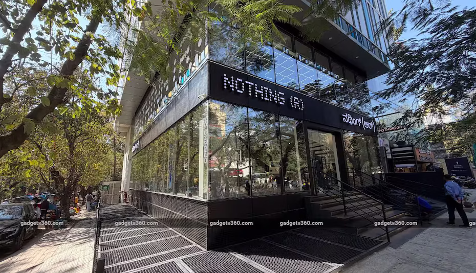نظرة أولى: افتتاح أول متجر رئيسي لشركة Nothing’s في الهند بمدينة بنغالورو 4 nothing bengaluru ndtv 1771048591150 1